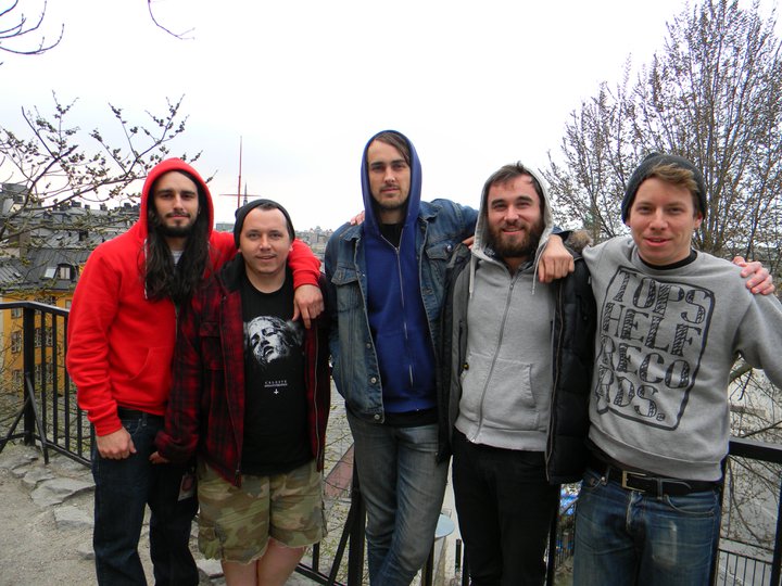pianos become the teeth 2012