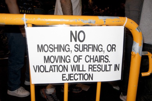 No-Moshing-Sign