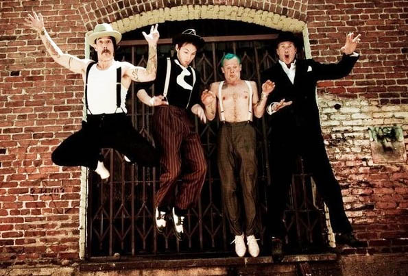 red-hot-chili-peppers-2012