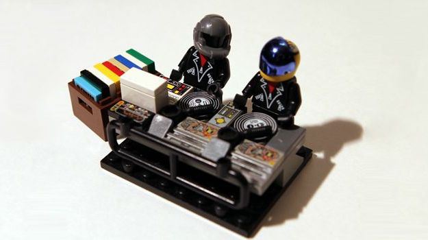 Daft Punk Legos 2